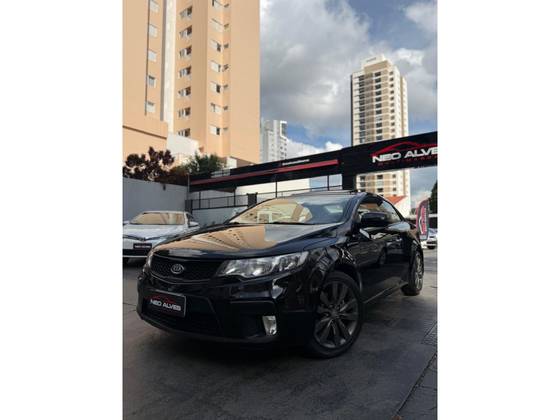 KIA CERATO 2.0 KOUP 16V GASOLINA 2P AUTOMÁTICO KIA CERATO 2.0 KOUP 16V GASOLINA 2P AUTOMÁTICO
